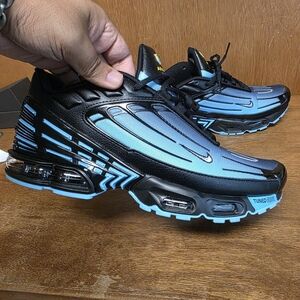 LIKE NEW NIKE AIR MAX TN PLUS 3 BLUE